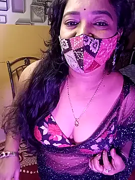 Snapshot of ella_mariya chatting on December 14, 2024, 5:25 pm ella mariya online show from December 14, 2024, 5:25 pm