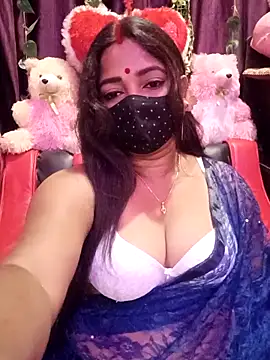Snapshot of ella_mariya chatting on April 27, 2026, 6:06 pm ella mariya online show from April 27, 2026, 6:06 pm