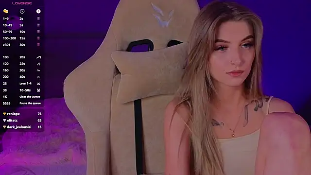 Snapshot of Saillise chatting on January 22, 2025, 10:59 pm Saillise online show from January 22, 2025, 10:59 pm