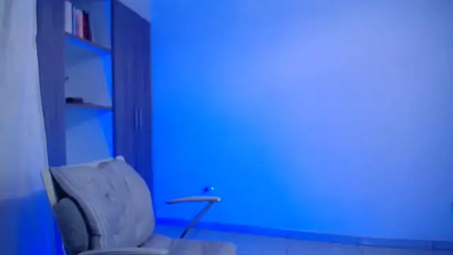 candydowson1 online show from December 22, 2025, 2:36 pm