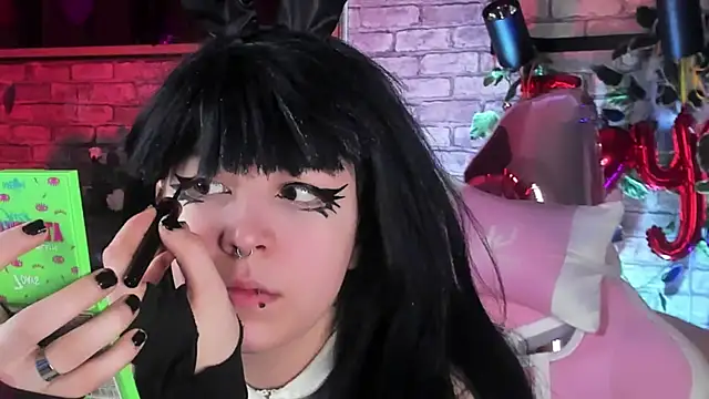 Snapshot of Alex_Howell chatting on February 17, 2025, 8:47 pm Alex Howell online show from February 17, 2025, 8:47 pm