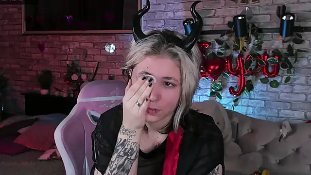 Snapshot of Alex_Howell chatting on February 26, 2025, 8:54 pm Alex Howell online show from February 26, 2025, 8:54 pm