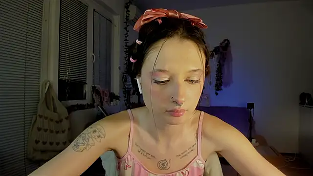 Jenny darling love online show from January 1, 2025, 11:51 pm