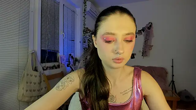 Jenny darling love online show from January 14, 2025, 7:00 pm