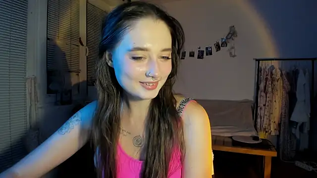 Jenny darling love online show from September 21, 2025, 6:20 pm