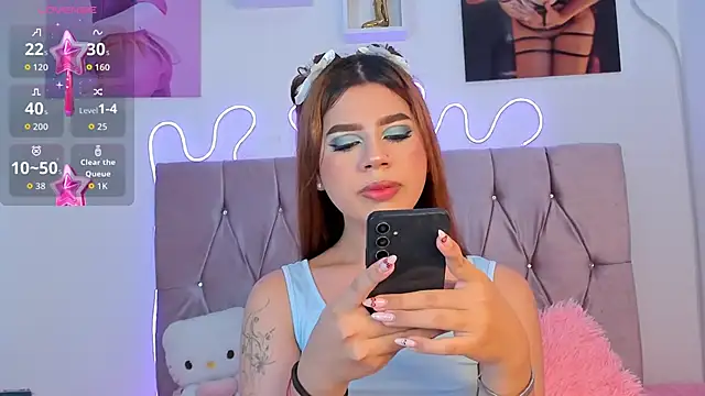 Ashley piinkk  online show from September 27, 2025, 1:49 pm