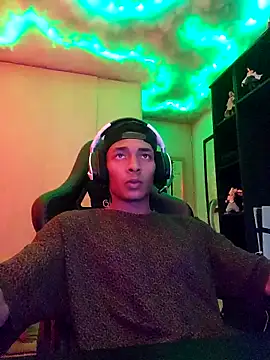 Snapshot of Jhonyblack_1 chatting on November 6, 2025, 7:59 pm Jhonyblack 1 online show from November 6, 2025, 7:59 pm