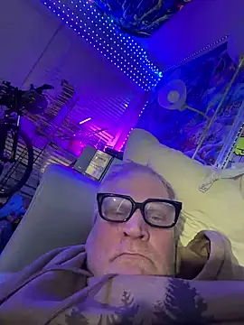 Mimmoromeo1973 online show from February 5, 2026, 8:41 am