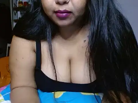 Snapshot of TASHa009 chatting on February 19, 2025, 5:38 pm TASHa009 online show from February 19, 2025, 5:38 pm