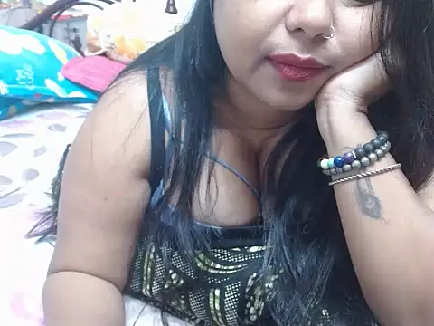 Snapshot of TASHa009 chatting on February 21, 2025, 5:42 pm TASHa009 online show from February 21, 2025, 5:42 pm