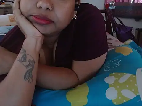 Snapshot of TASHa009 chatting on March 3, 2025, 9:00 am TASHa009 online show from March 3, 2025, 9:00 am