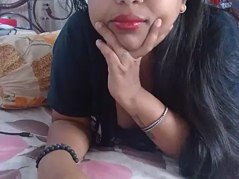 Snapshot of TASHa009 chatting on March 6, 2025, 5:35 am TASHa009 online show from March 6, 2025, 5:35 am