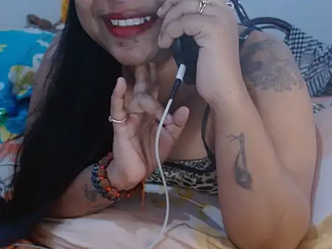 Snapshot of TASHa009 chatting on September 21, 2025, 4:08 pm TASHa009 online show from September 21, 2025, 4:08 pm