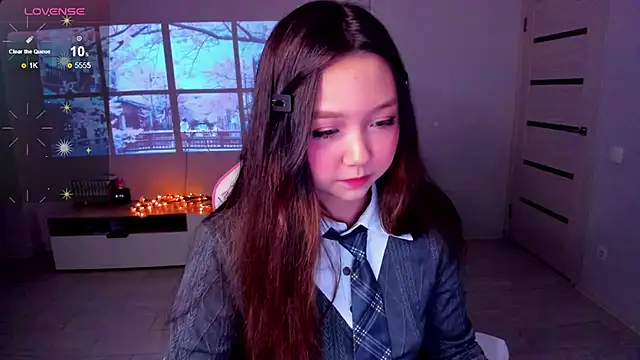 Fluffy Rose online show from November 16, 2025, 12:16 am