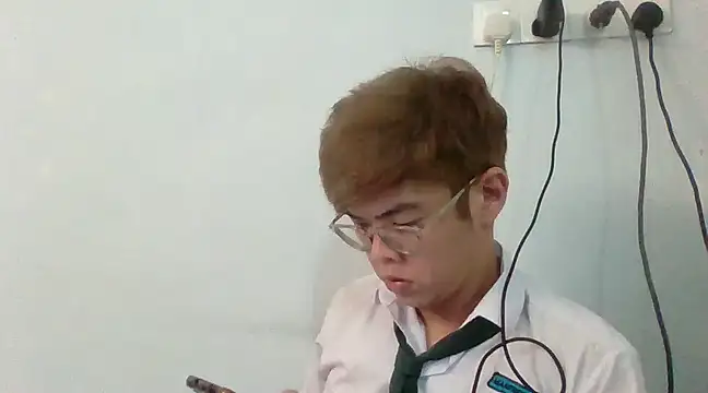 Snapshot of jerryzai chatting on February 4, 2025, 6:04 am jerryzai online show from February 4, 2025, 6:04 am