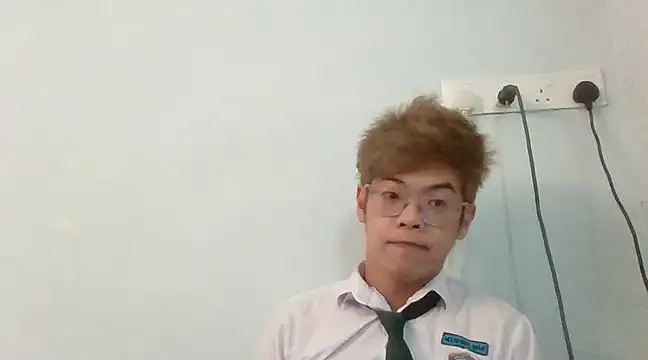 Snapshot of jerryzai chatting on February 15, 2025, 8:22 am jerryzai online show from February 15, 2025, 8:22 am