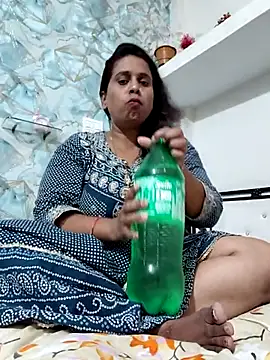 Snapshot of Rasmalai786 chatting on July 16, 2026, 8:09 am Rasmalai786 online show from July 16, 2026, 8:09 am