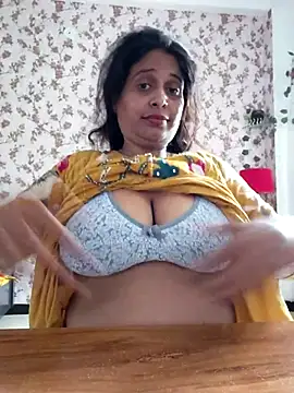 Snapshot of Rasmalai786 chatting on July 28, 2026, 9:37 am Rasmalai786 online show from July 28, 2026, 9:37 am