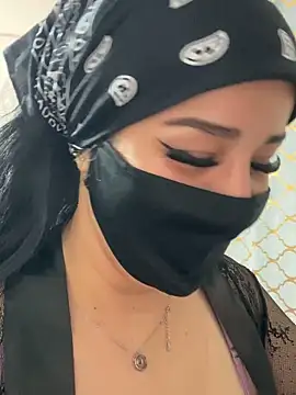 mari layali online show from April 12, 2026, 10:04 pm