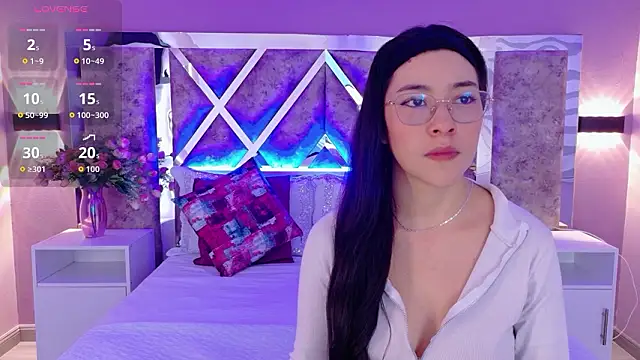 Susa1userma  online show from March 28, 2026, 11:43 am