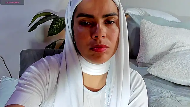 ClaraMariaMon online show from January 31, 2025, 5:53 pm