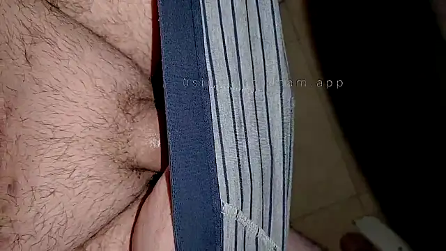 colomerxx666 online show from May 17, 2026, 1:36 am
