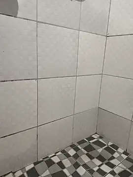 Jhonny walkeer online show from November 30, 2025, 9:19 pm