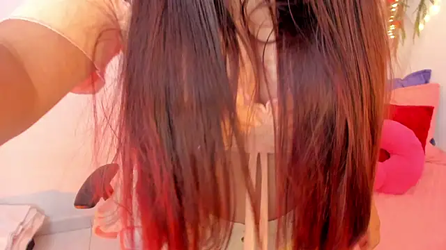 Snapshot of Sweet_Chloe06 chatting on December 18, 2024, 5:42 pm Sweet Chloe06 online show from December 18, 2024, 5:42 pm