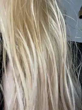 Snapshot of Lolitaxlola chatting on March 31, 2026, 12:38 pm Lolitaxlola online show from March 31, 2026, 12:38 pm