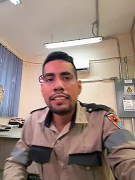 EnriquePersian197 online show from March 10, 2025, 3:20 pm