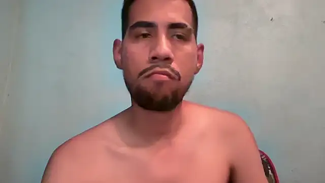 EnriquePersian197 online show from November 2, 2025, 5:26 pm