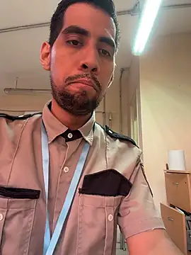 EnriquePersian197 online show from June 18, 2026, 2:54 pm