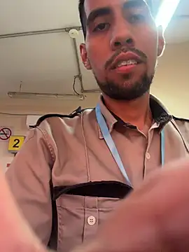 EnriquePersian197 online show from June 26, 2026, 12:04 am