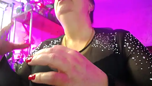 Snapshot of _Sweet_Woman chatting on March 3, 2025, 2:37 pm Sweet Woman online show from March 3, 2025, 2:37 pm