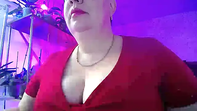 Snapshot of _Sweet_Woman chatting on November 4, 2025, 5:28 am Sweet Woman online show from November 4, 2025, 5:28 am