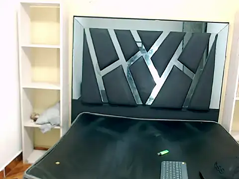 Oliver Ovii online show from March 7, 2026, 2:30 am