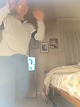 Snapshot of Porco81cazzo chatting on March 21, 2026, 12:15 am Porco81cazzo online show from March 21, 2026, 12:15 am