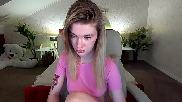 AnacondaOn online show from March 15, 2025, 5:48 pm