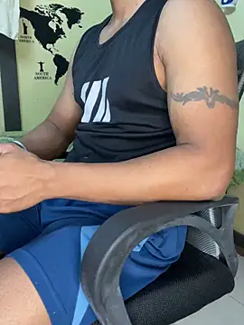 Snapshot of loveboyrp chatting on November 7, 2025, 3:06 am loveboyrp online show from November 7, 2025, 3:06 am