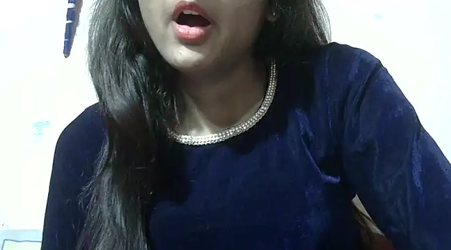 Aayesha online show from February 17, 2025, 11:09 pm