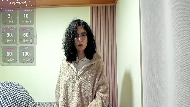 Angellike doll online show from February 13, 2026, 11:45 pm