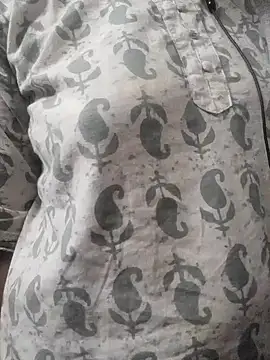 Shikhasexy34 online show from November 25, 2025, 7:19 am