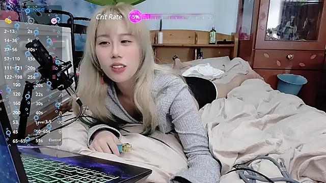 Snapshot of Fine-sand chatting on December 18, 2024, 7:04 am Fine-sand online show from December 18, 2024, 7:04 am