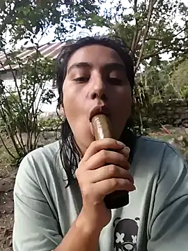 Hellen Alex online show from February 2, 2025, 9:13 pm