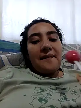 Hellen Alex online show from November 8, 2025, 3:12 pm