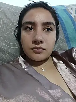 Hellen Alex online show from November 19, 2025, 3:56 pm