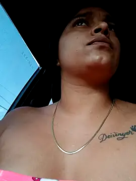 Snapshot of naughty-girl01 chatting on January 21, 2025, 1:54 pm naughty-girl01 online show from January 21, 2025, 1:54 pm