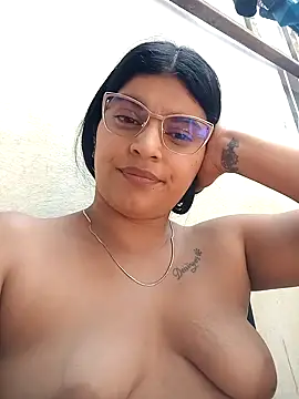 Snapshot of naughty-girl01 chatting on January 31, 2025, 4:17 pm naughty-girl01 online show from January 31, 2025, 4:17 pm