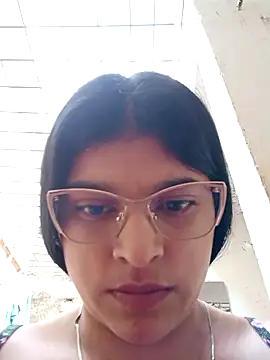 Snapshot of naughty-girl01 chatting on February 24, 2025, 1:21 pm naughty-girl01 online show from February 24, 2025, 1:21 pm