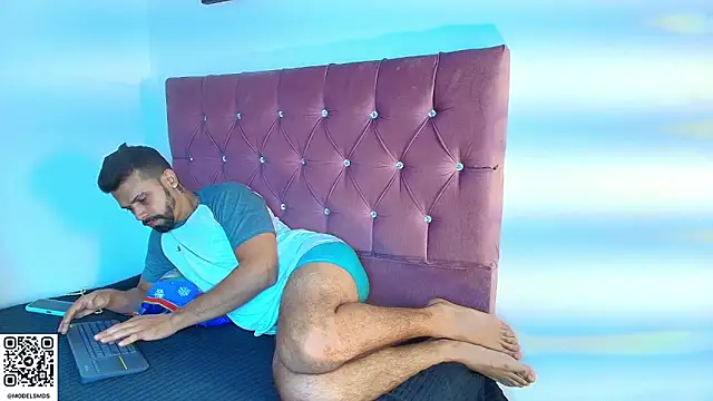 max ashley mds online show from December 20, 2025, 1:40 pm